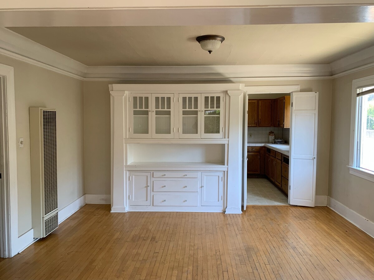 Photo - 1038 N Hudson Ave
