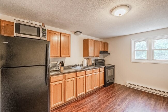 Barrington Hills Apartments