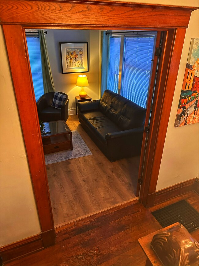 Photo - 807 W Vine St