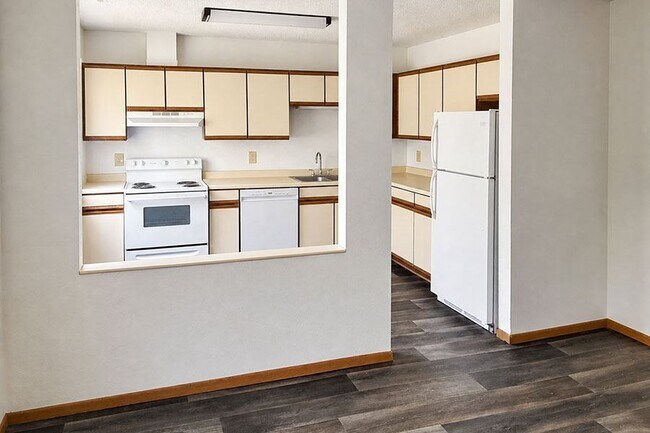 Photo - MEADOWVIEW TOWNHOMES