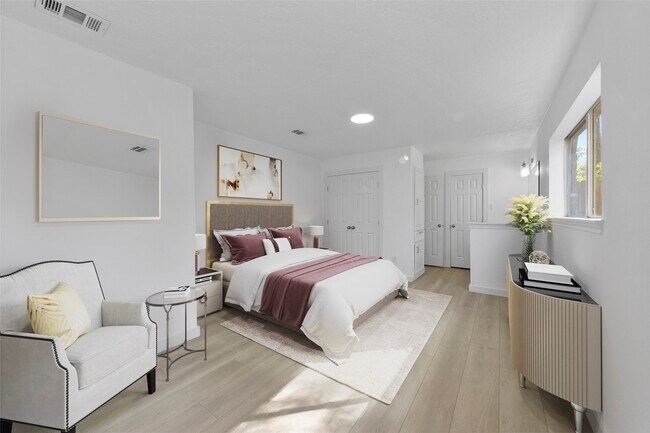 Photo - 2042 Lexington Woods Dr