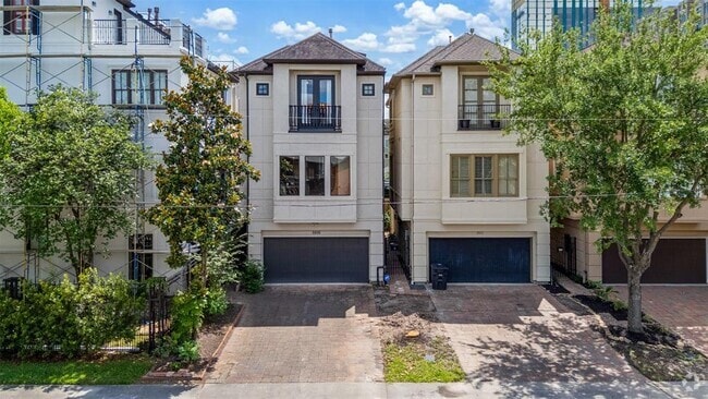 Building Photo - 1616 Southmore Blvd Rental