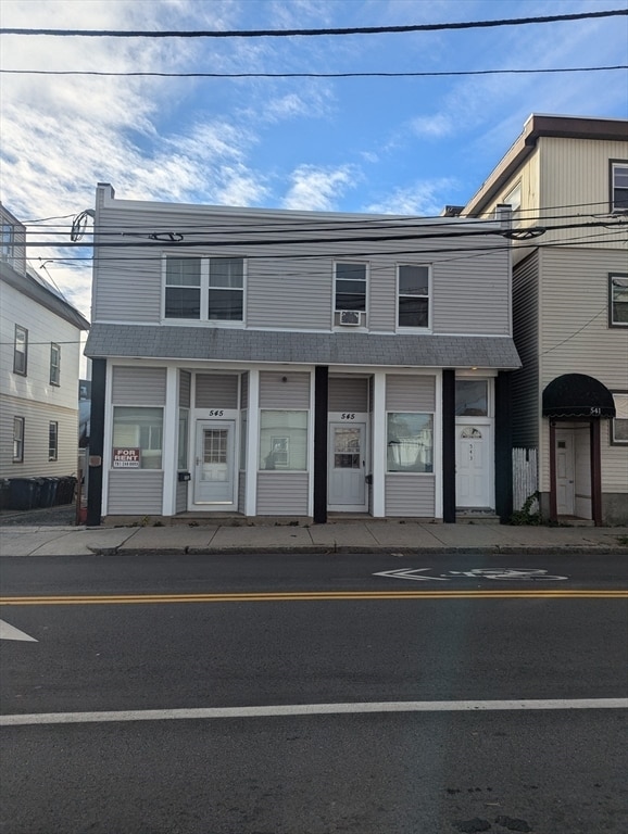 Building Photo - 543 Revere St Unit #1R Rental