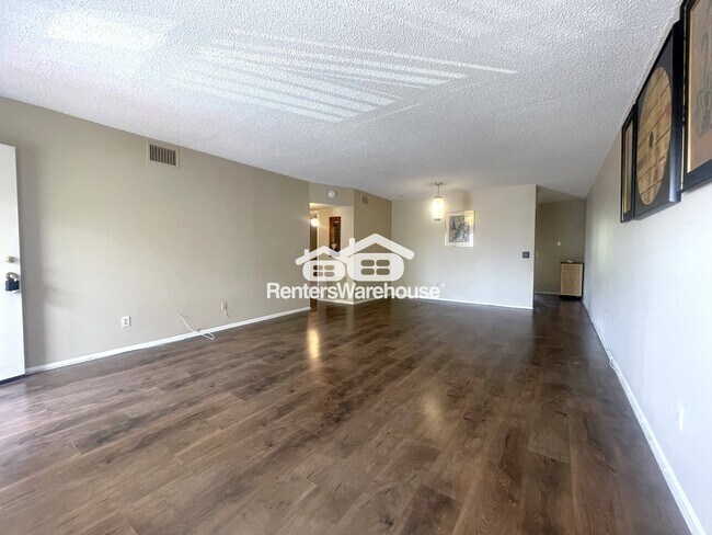 Photo - 2402 Ecuadorian Way Unidad Apt 28