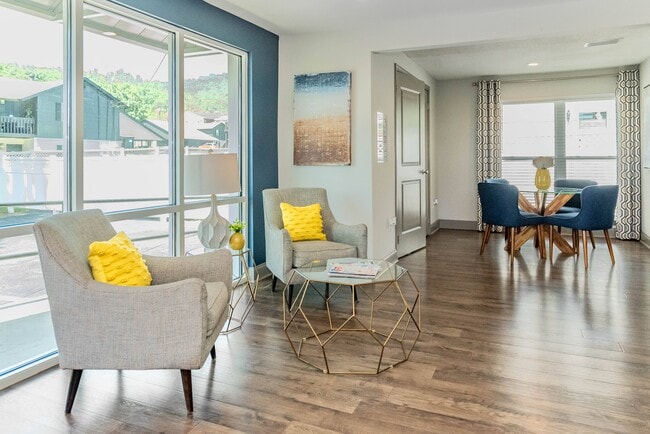 Photo - Views at Signal Mountain