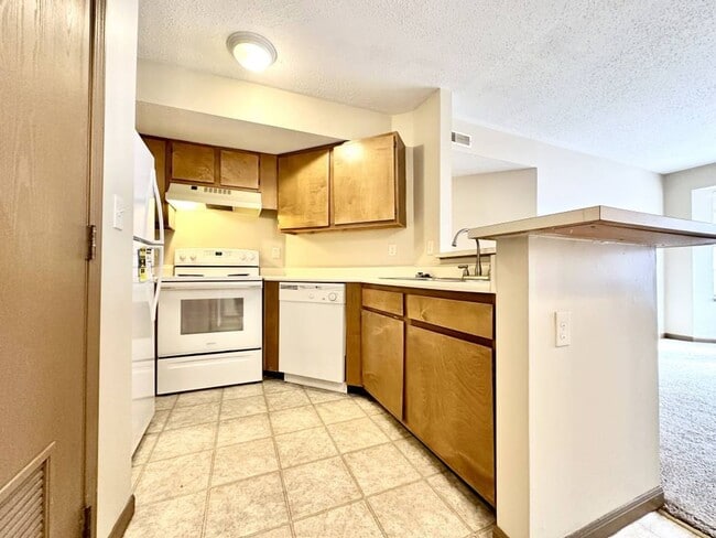 Photo - Briarwood II