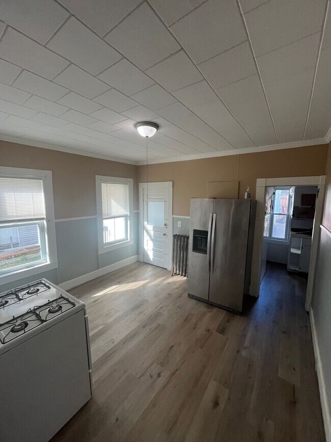 Photo - 36 Fisher St Unit 1