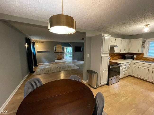 Photo - 7505 Terrace