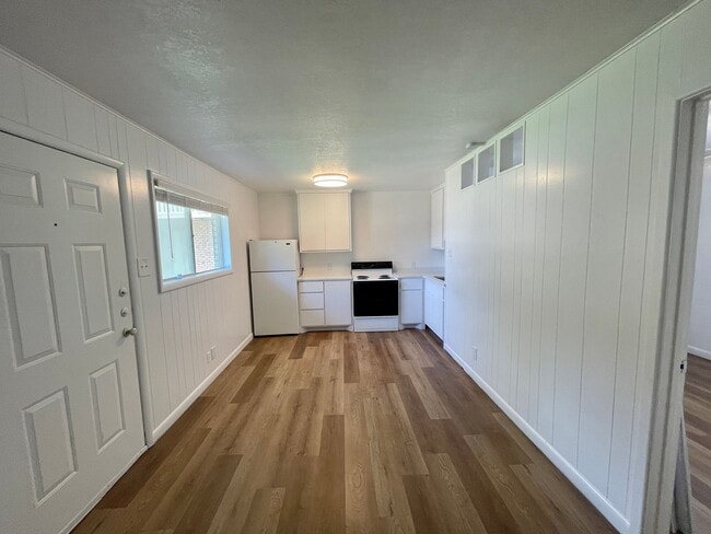 Photo - 1 bedroom across street from ACU Unit 15