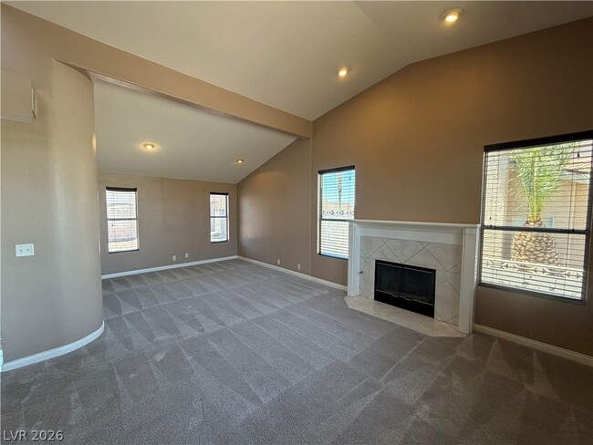 Building Photo - 486 Tiger Lily Way