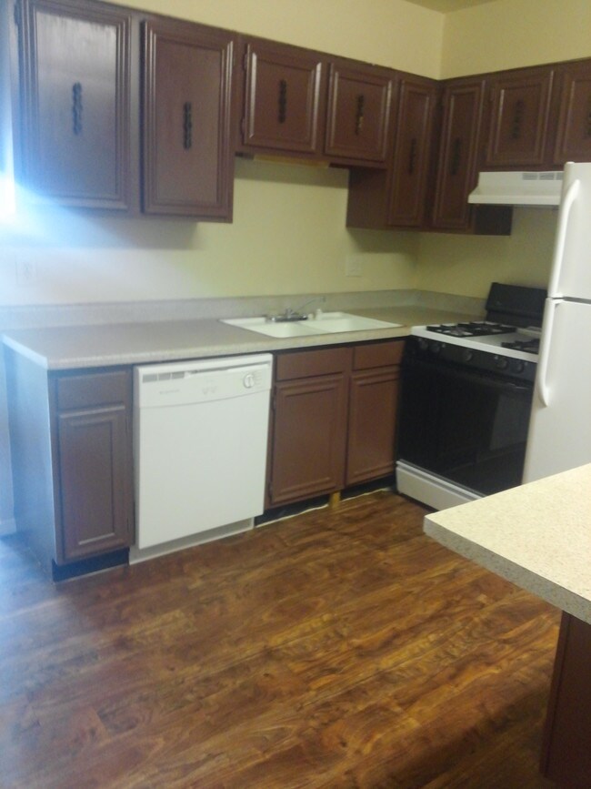 Photo - Sunset Peak Apartments