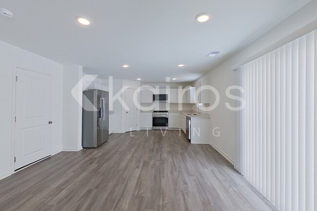 Photo - 273 Gaston Cir