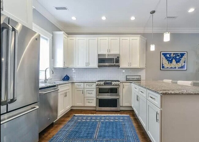 Photo - 342 Dorchester St Unidad 4