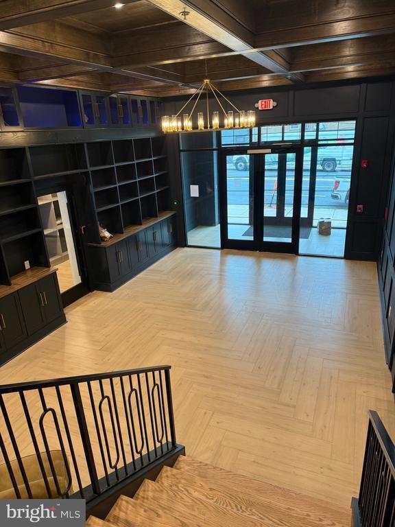 Photo - 581 Jamestown Ave.