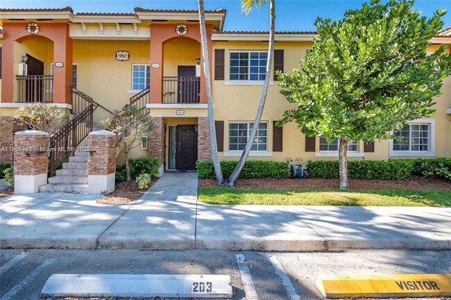 Photo - 980 NE 33rd Terrace Unit 204