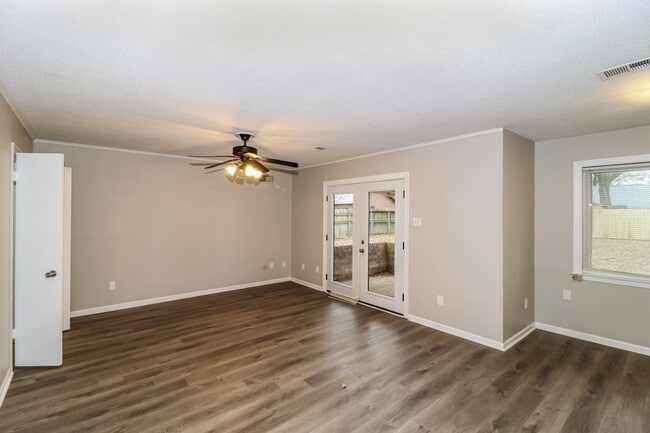 Photo - 6407 Easthampton Cove