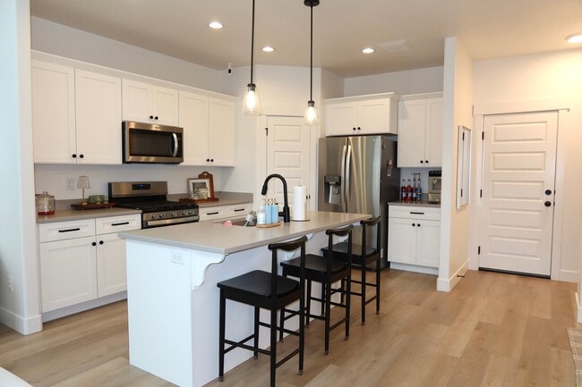 Photo - 4038 N 4038 W