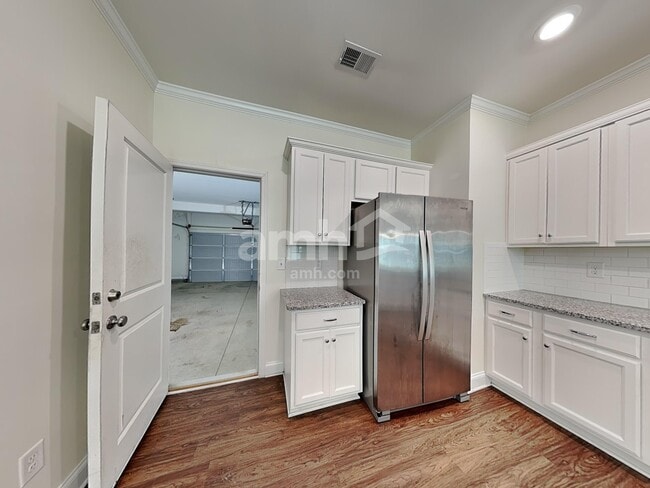 Photo - 597 Woodall Rd