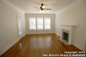 Photo - 129 E Ridgewood Ct