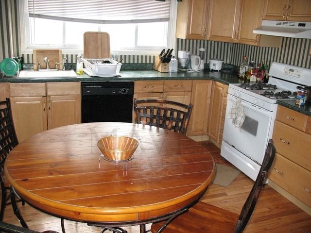 Photo - 16 Benton Rd Unidad 2