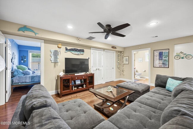 Photo - 1700 Main St Unit 209