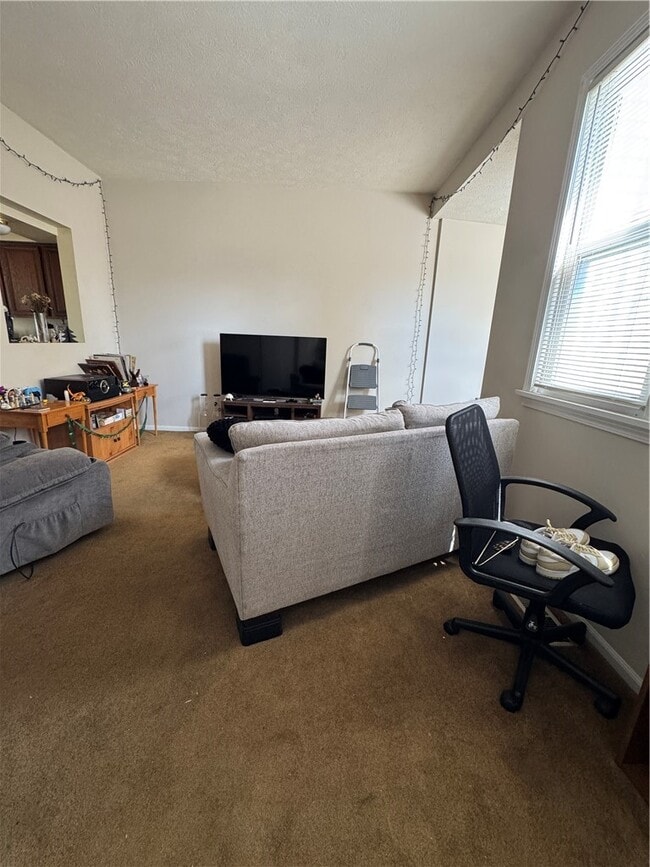 Photo - 70 Alexander St