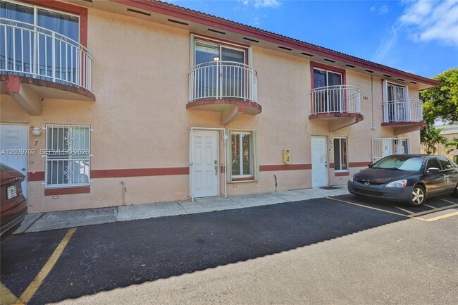 Photo - 990 NW 78th Ave Unit 8E