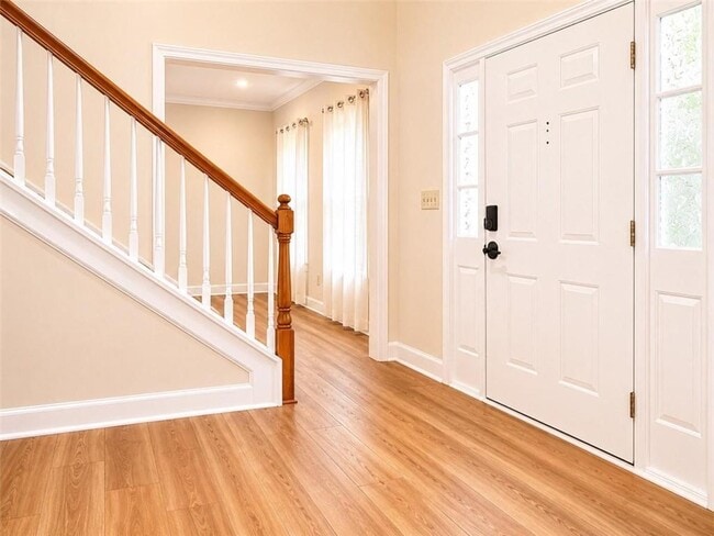 Photo - 1630 Green Oak Cir NW