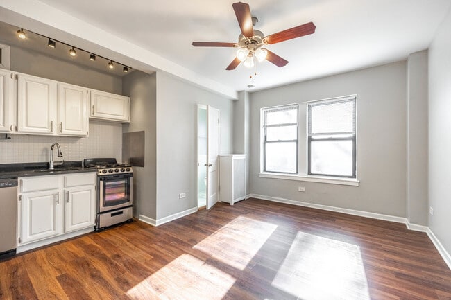 Photo - 1140 N La Salle Dr Unit 203