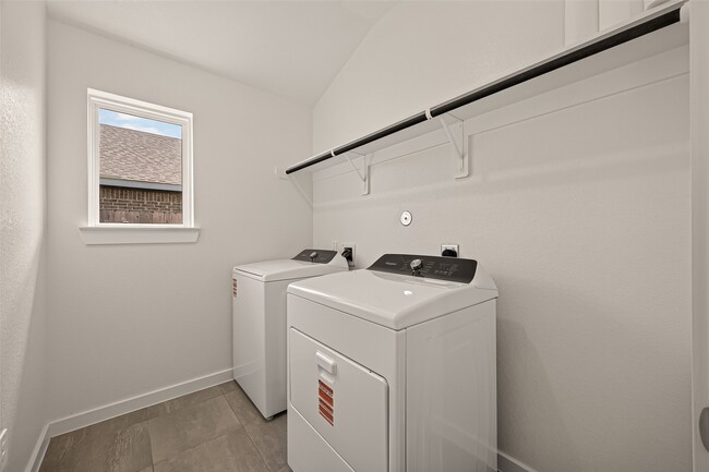 Building Photo - 3609 Zilker Ln
