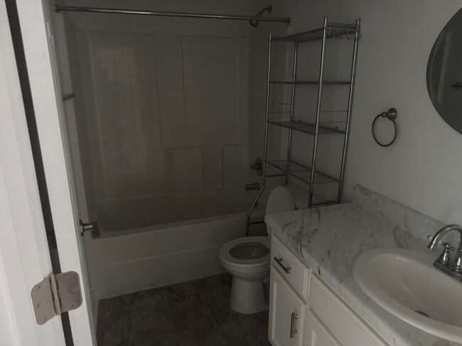 Photo - 1301 E Avenue G Unit 1302