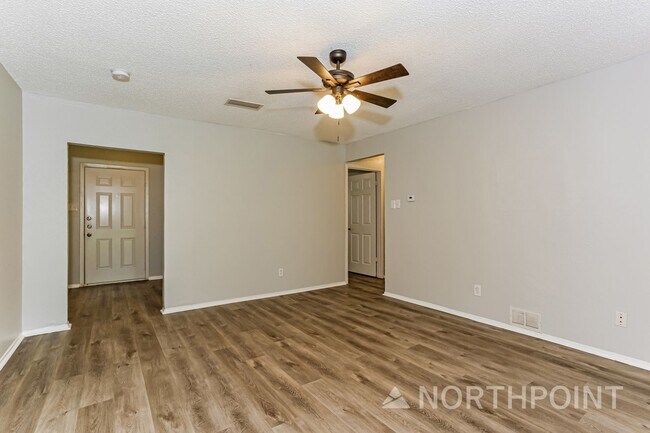 Photo - Mesmerizing Single Family Home | 3 BR/1.5 BA | 1-Car Covered Parking | Front and back yard!