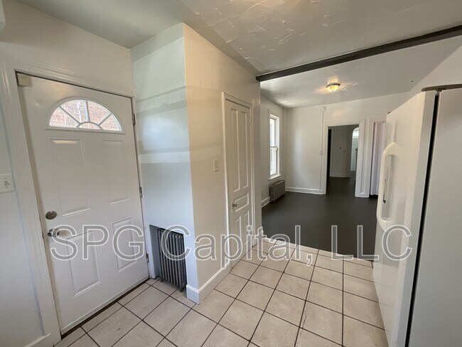 Photo - 286 W Jackson St
