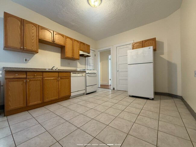 Photo - 27 Forest St Condo Unit 2