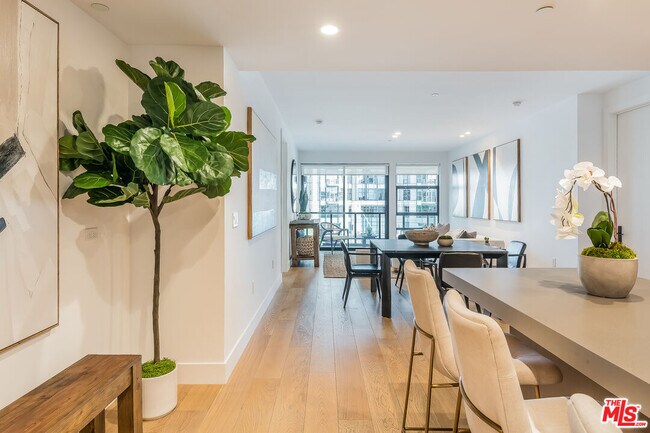 10777 Wilshire Blvd Unit 404