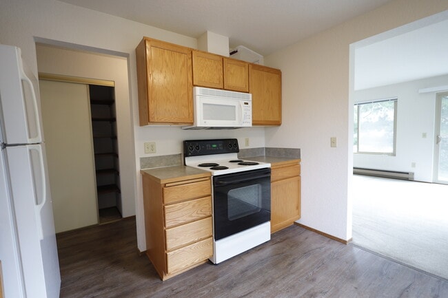 Photo - Bitter Lake Apartments