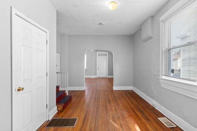 Photo - 7614-16 Virginia Avenue Unidad 7614