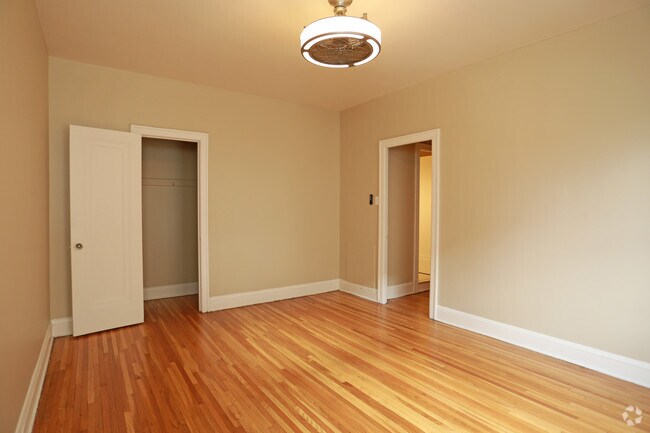 1BR, 1BA - Grant