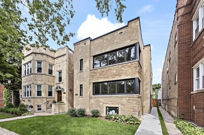 Building Photo - 5849 N Virginia Ave Unit 1 Rental