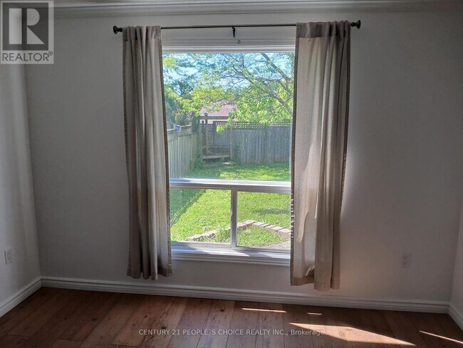 Photo - 31 Moss Pl