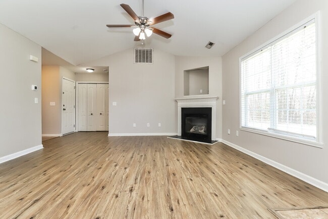 Photo - 5204 Mt Hope Dr