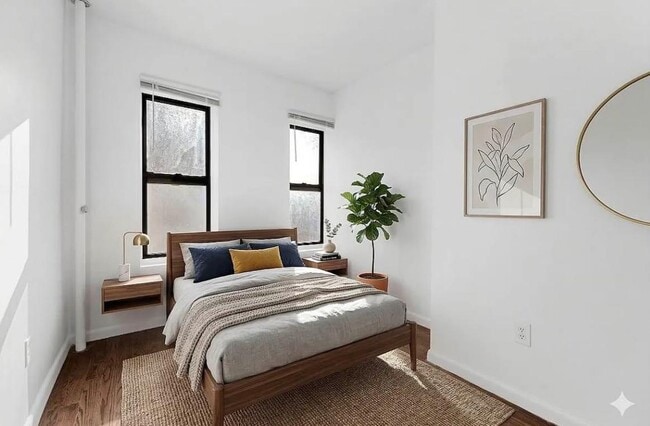 438 W 52nd St Unit SEVEN