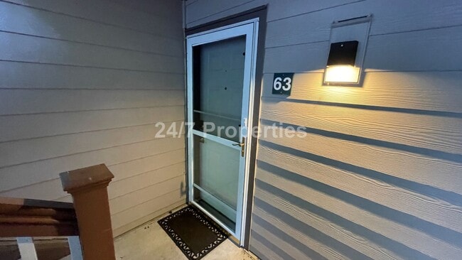 Photo - Lovely 2 BD | 2 BA Condo with Balcony - We...