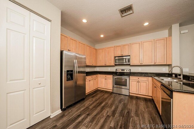 Photo - 7617 Jewelwood Dr