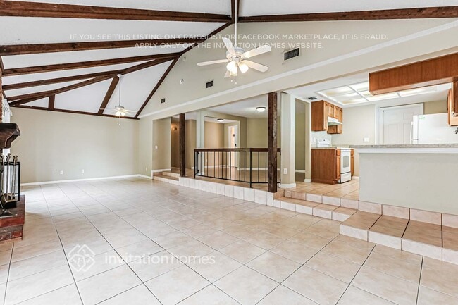 Photo - 808 Black Knight Dr