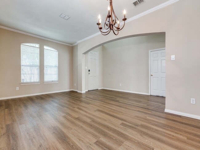 Photo - 3808 Oakhurst Ln