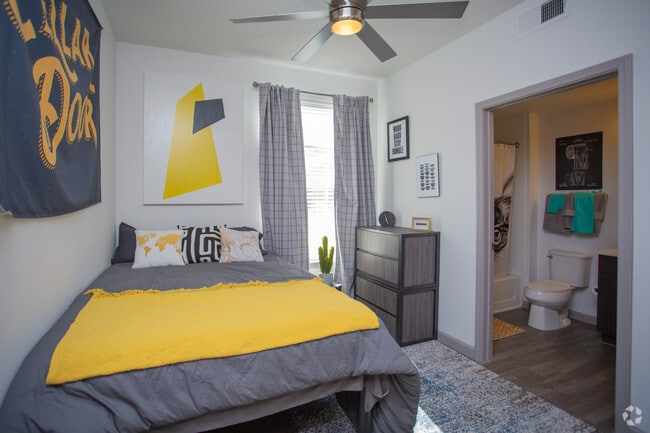 Pioneer 2BDx2BA 830SF - LIV+ Arlington