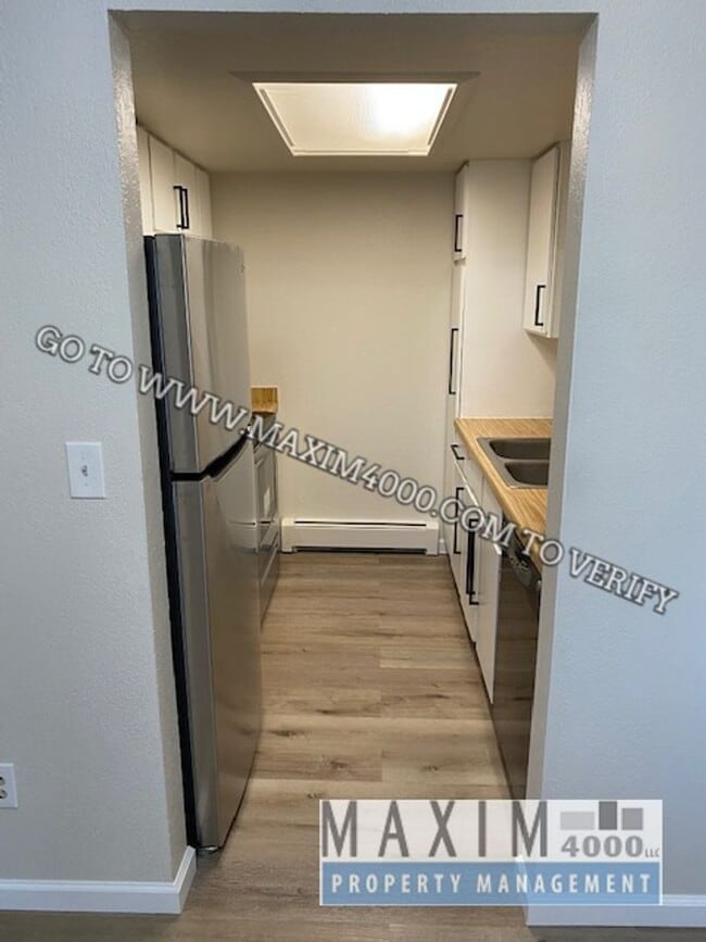 Photo - 1140 Walnut Ave Unit 15