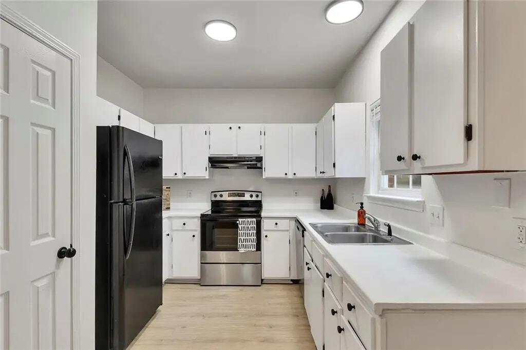 Photo - 1651 Massachusetts Ave SW