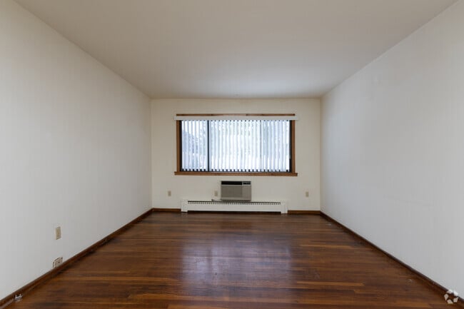 1BR, 1BA